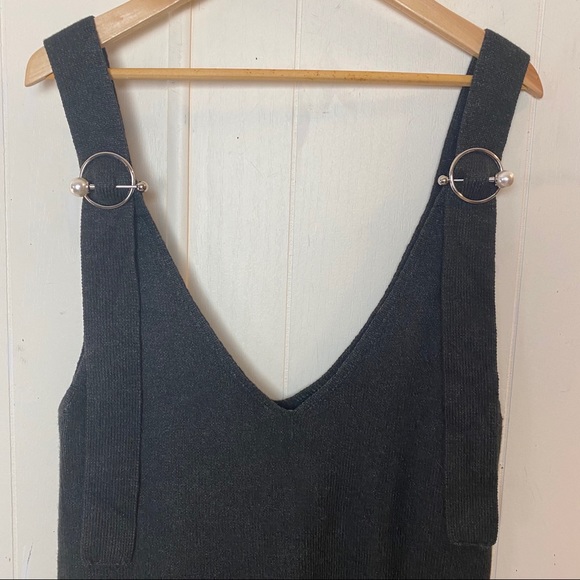🦋 La Muchacha Grey Sleeveless Tunic Sweater - Picture 2 of 4